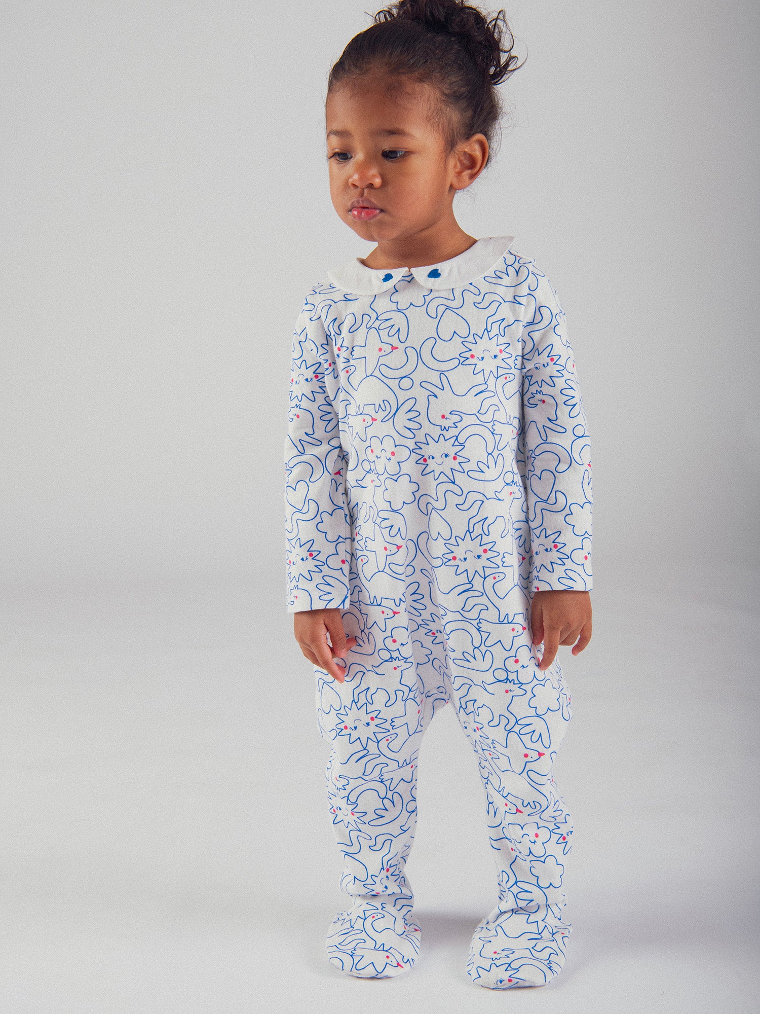 Grenouillère écrue col Claudine avec imprimé intégral "Dream" bleu pour bébé fille