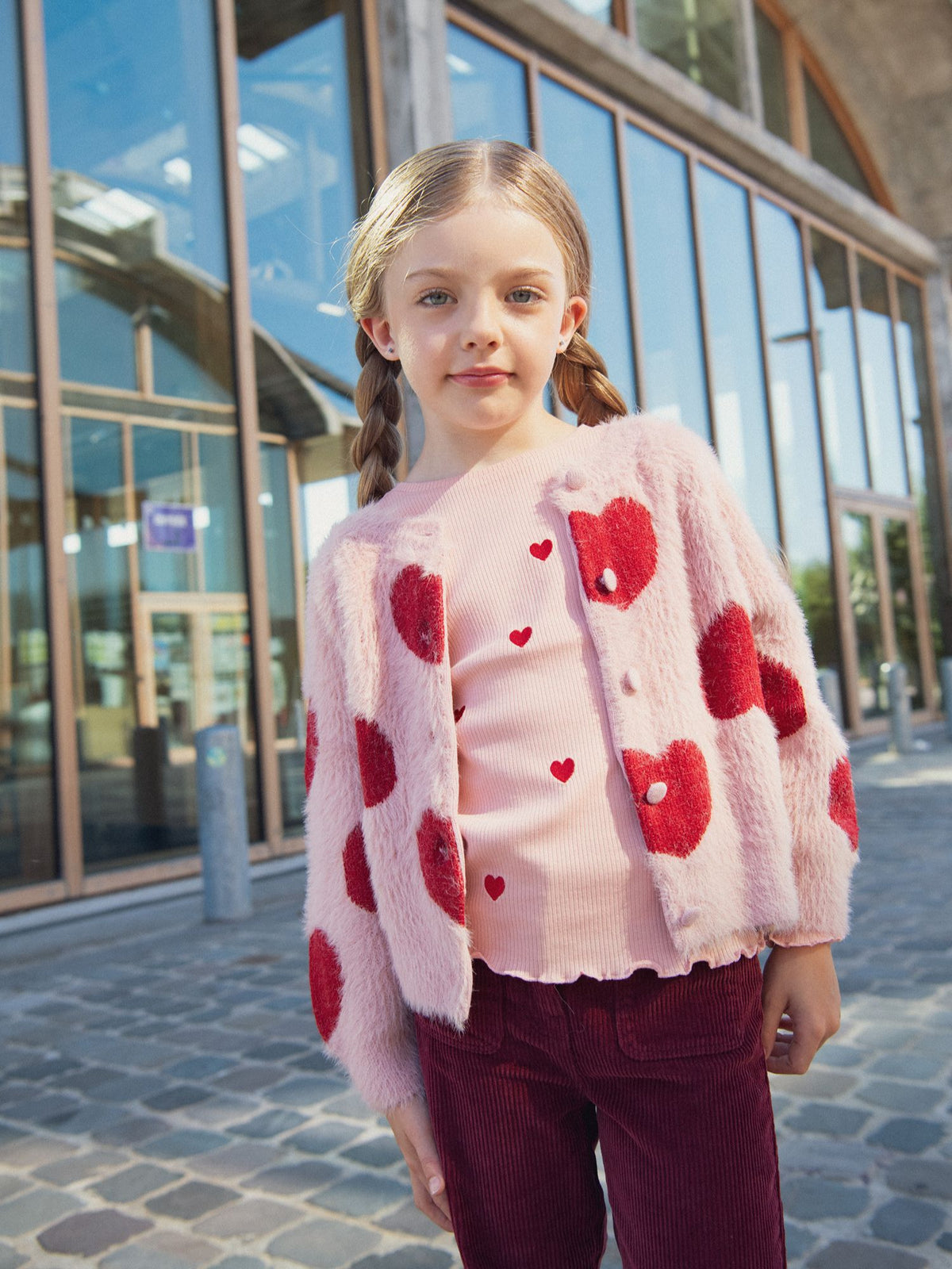 Cardigan rosa con motivo a cuori per ragazze