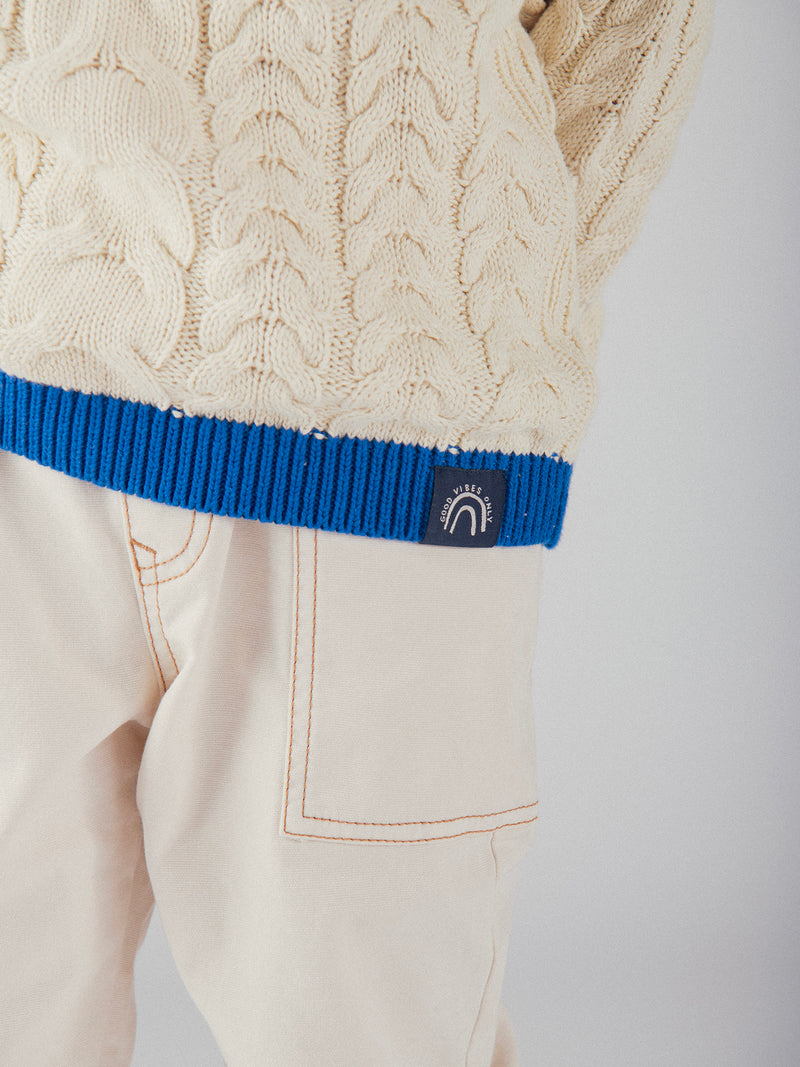 Maglione Beige con Dettagli Blu per Ragazzi