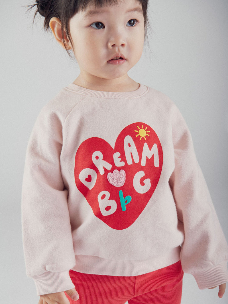 Completo a motivo cuore per bambina