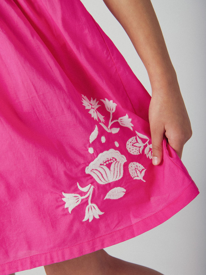 Abito rosa con ricami floreali per ragazze