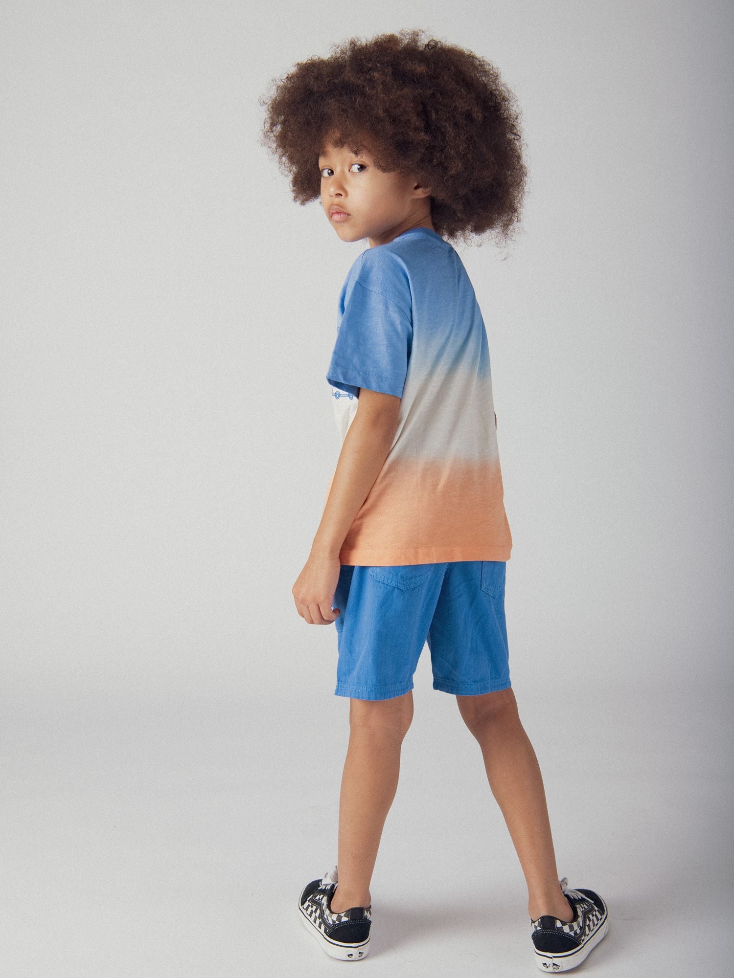 Bermuda blu con tasche per ragazzi