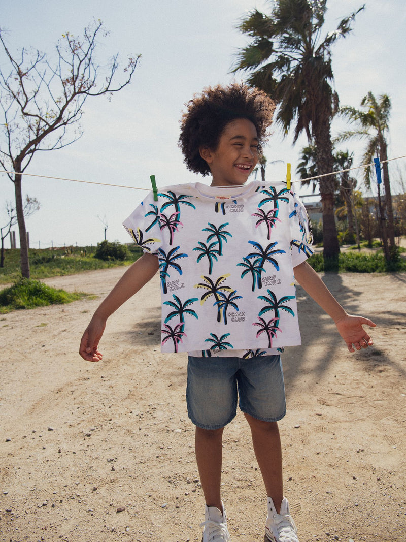 T-shirt bianca con stampa di palme per ragazzi