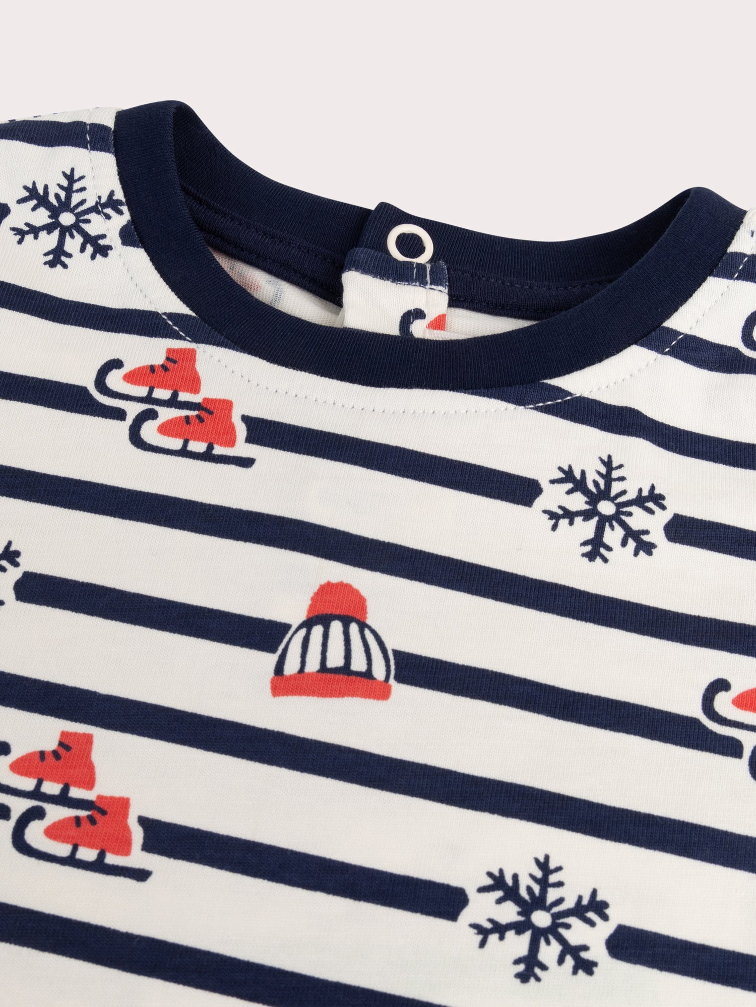 T-shirt con stampa invernale per bambino