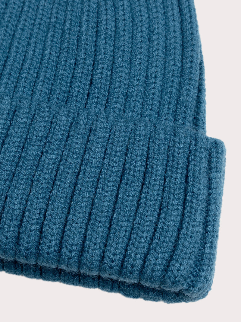 Cappello blu a coste per bambino