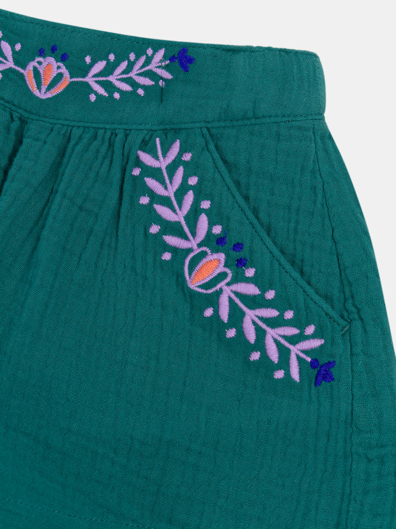 Short verde con ricami floreali per ragazze