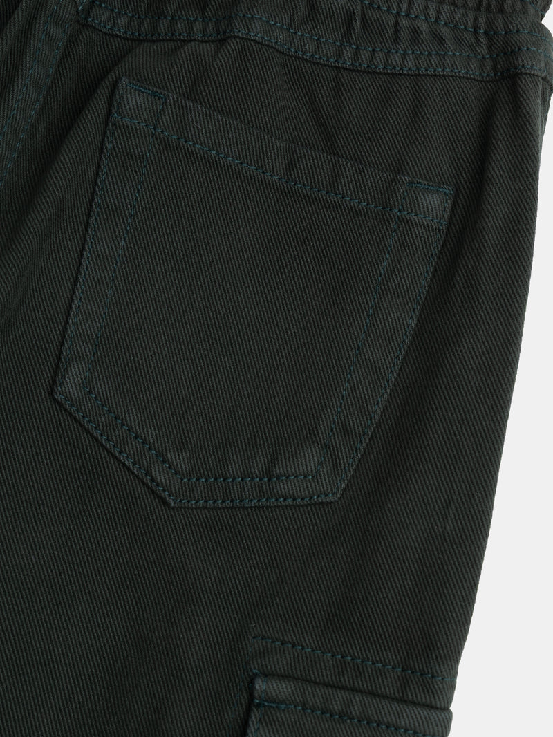 Pantaloni verdi con tasche per ragazzi