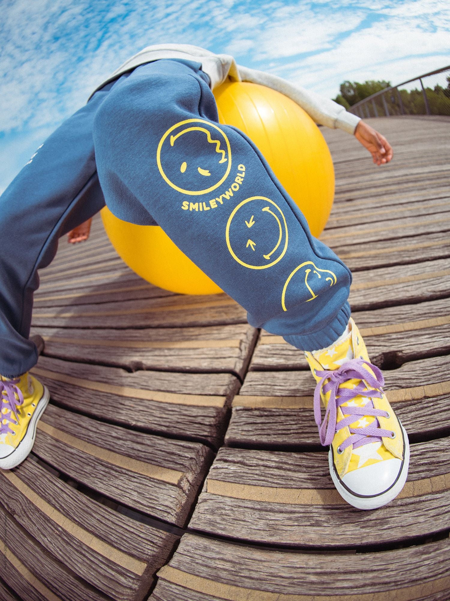 Jogging blu con stampa SMILEYWORLD per ragazzi