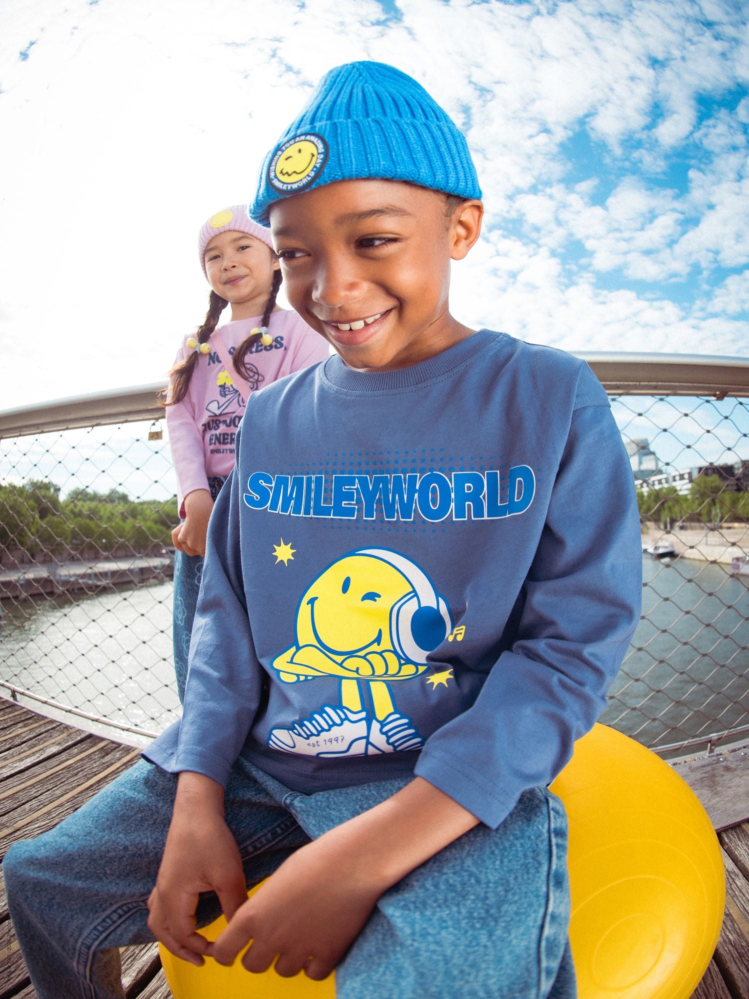T-shirt blu a maniche lunghe con stampa SMILEYWORLD per ragazzi