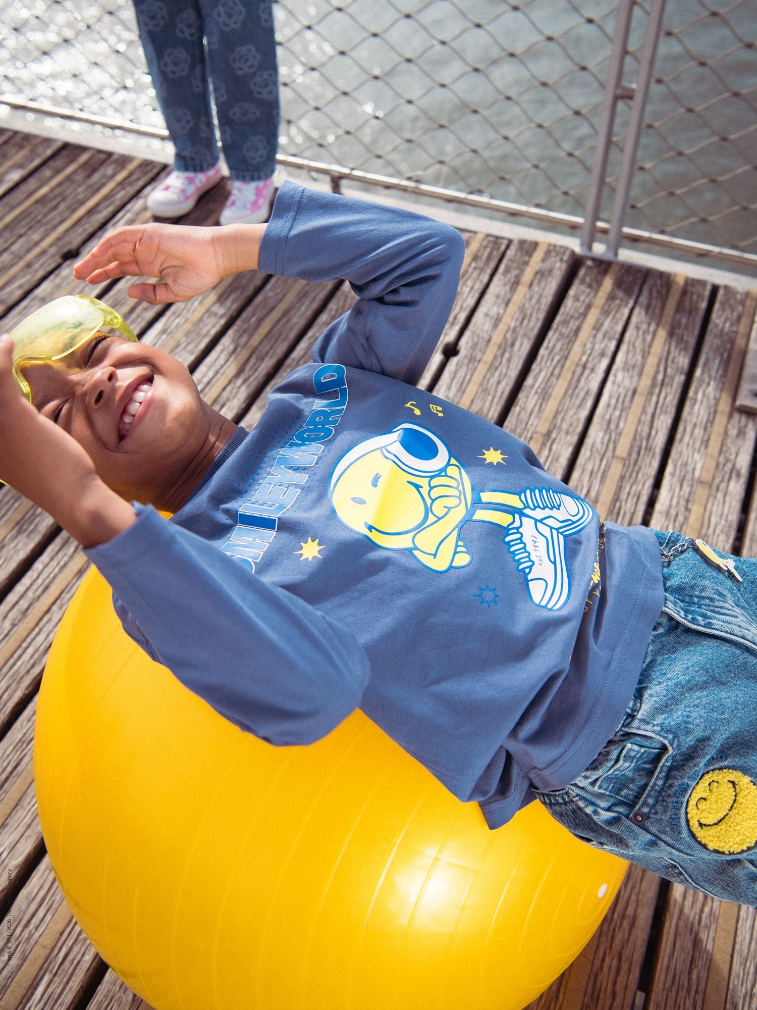 T-shirt blu a maniche lunghe con stampa SMILEYWORLD per ragazzi