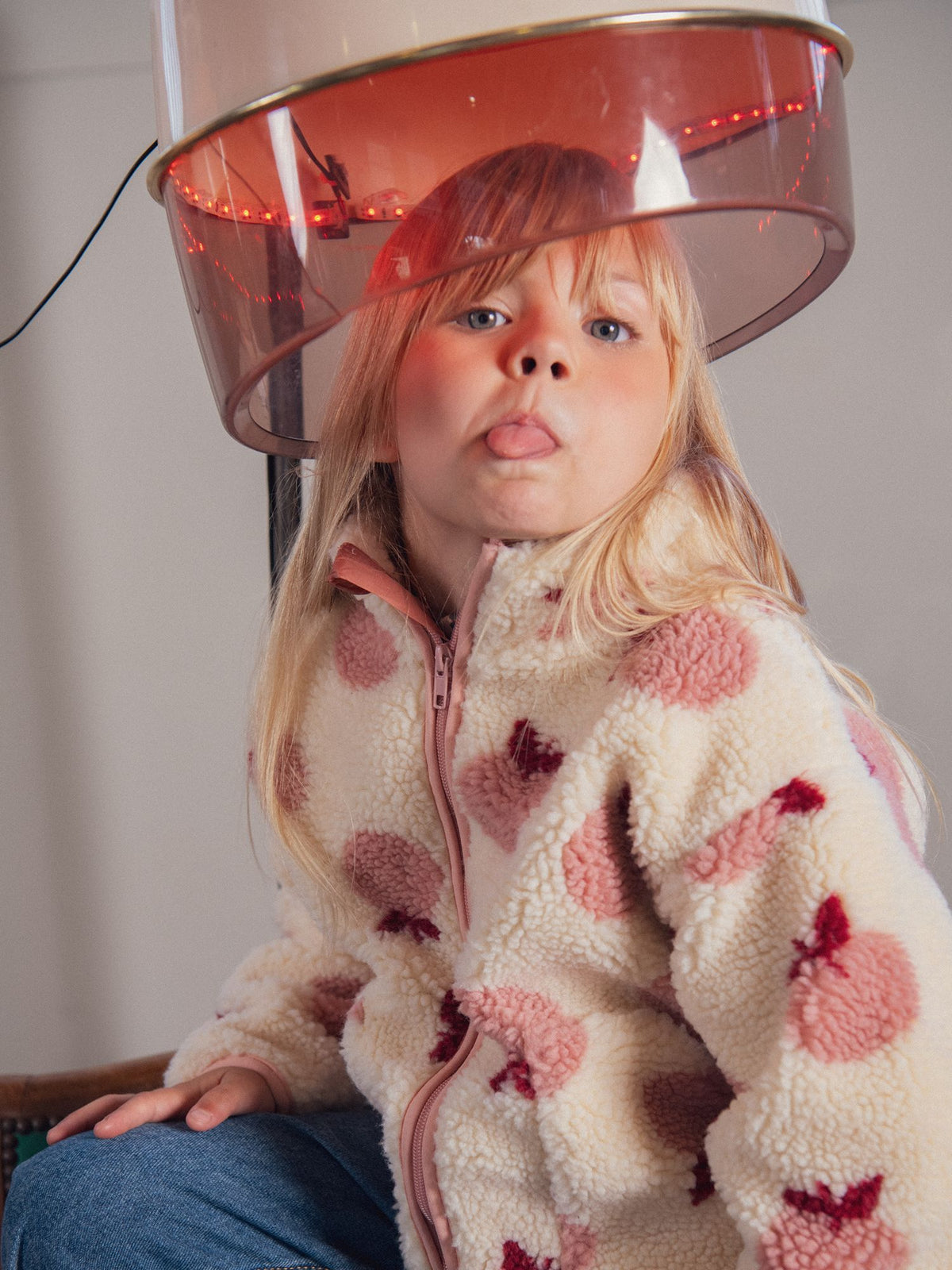 Cardigan écru à imprimé pommes pour fille