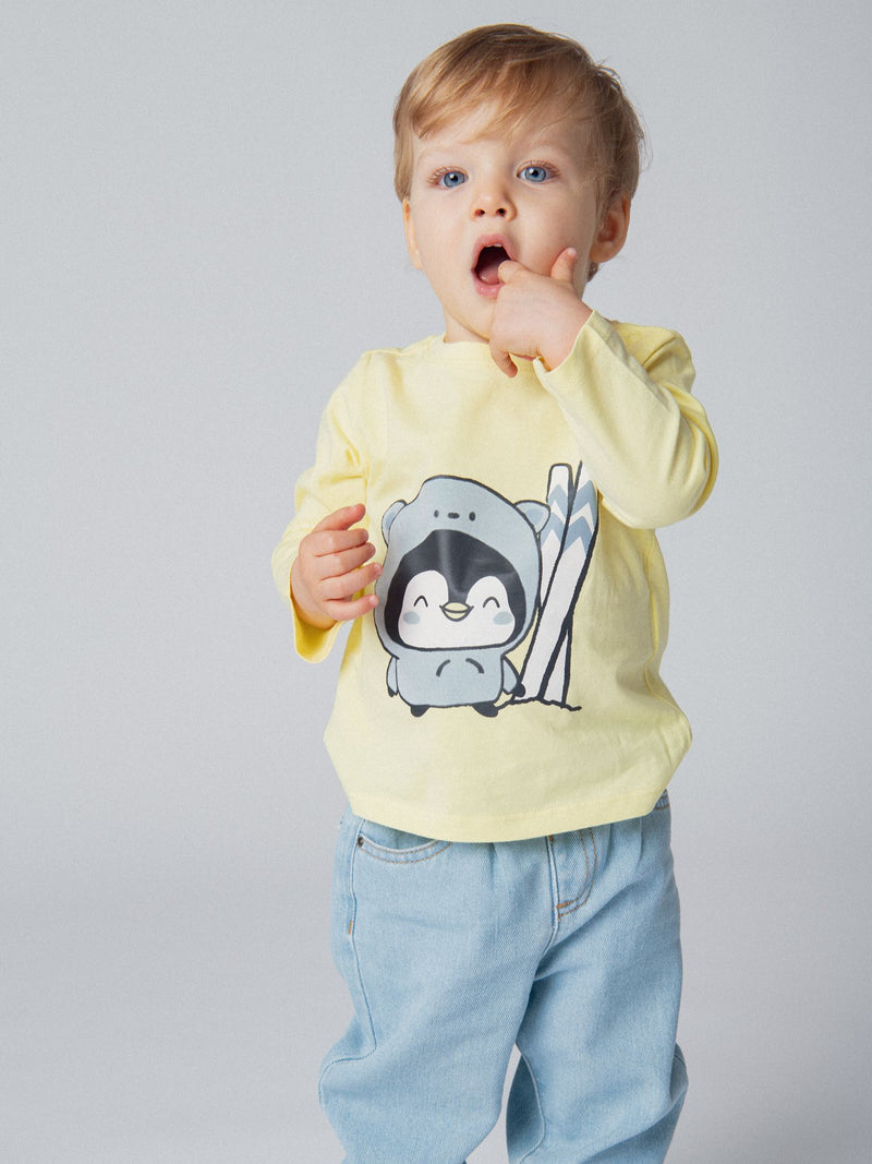 T-shirt a maniche lunghe in jersey con motivo di pinguino sciatore per bambini