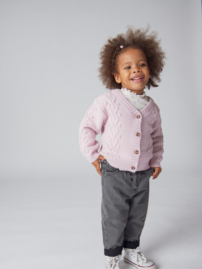 Cardigan en maille torsadée rose poudré pour bébé fille