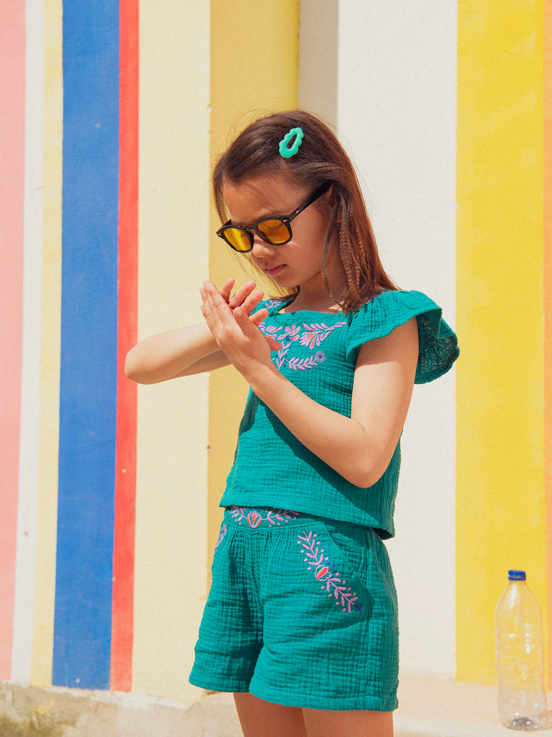 Short verde con ricami floreali per ragazze
