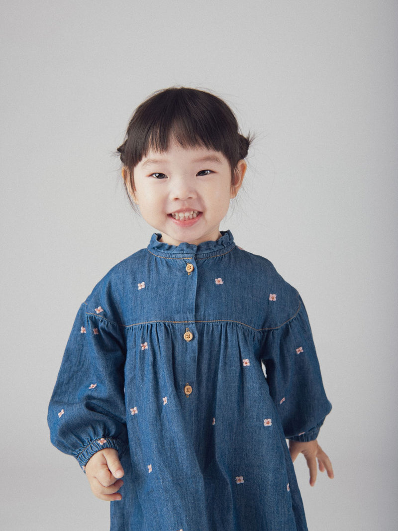 Abito in Denim Leggero con Ricamo di Fiori per Neonata
