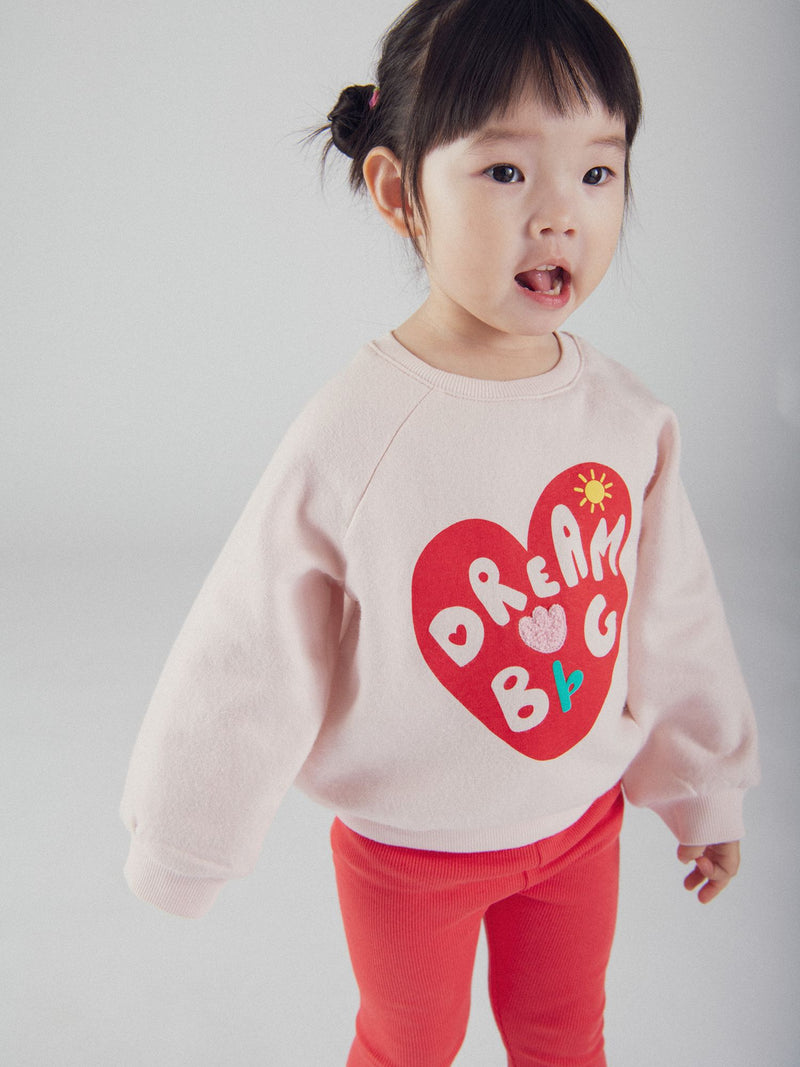 Completo a motivo cuore per bambina