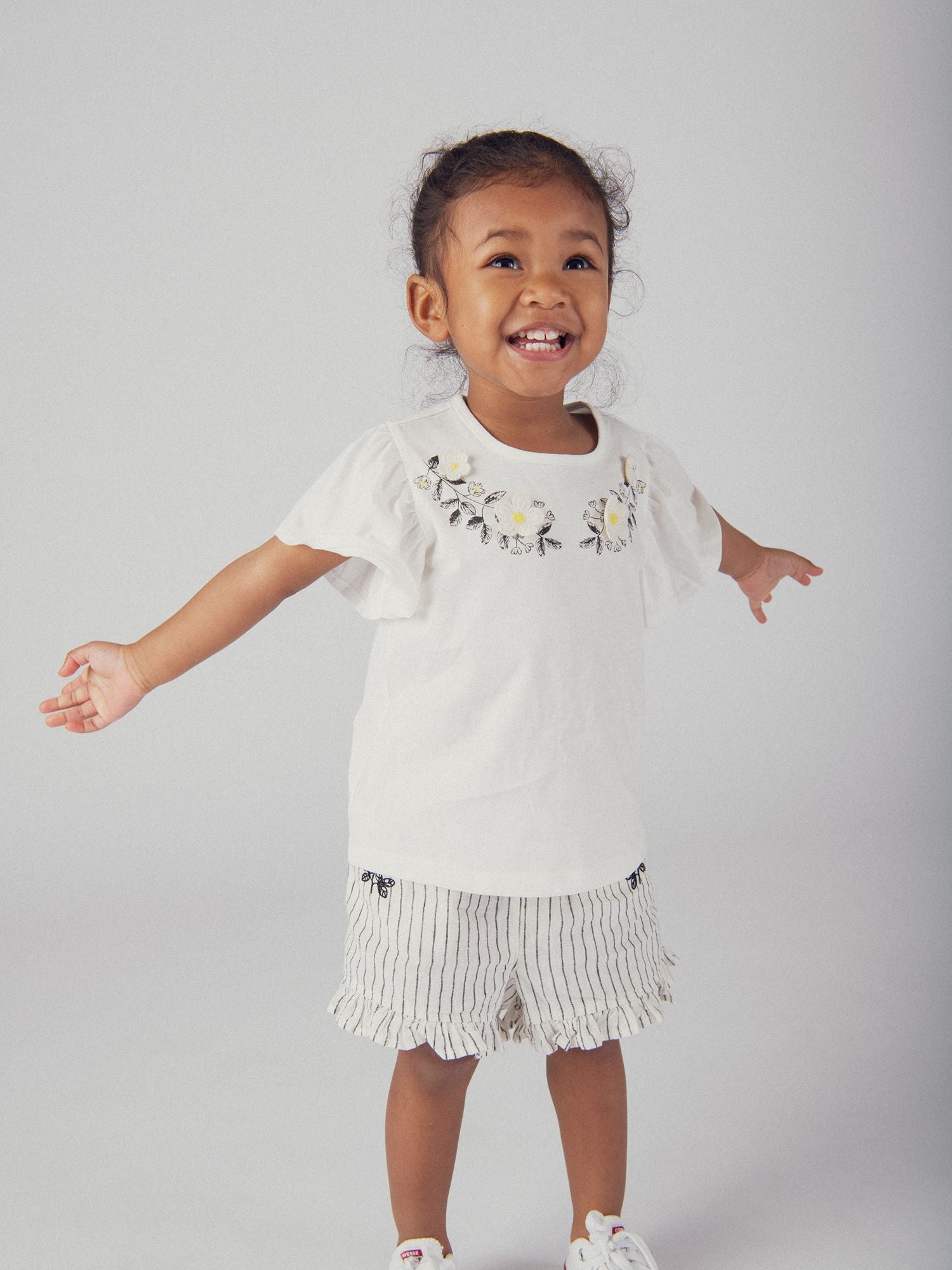 Short rayé en lin et coton pour bébé fille