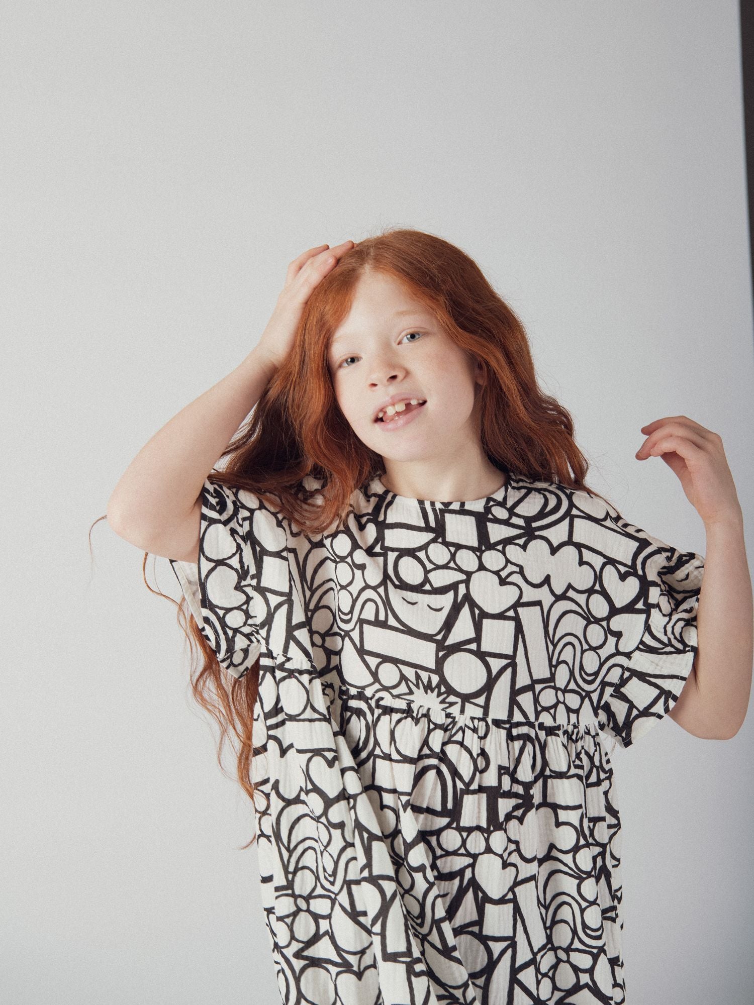 Abito écru con stampa grafica per ragazze