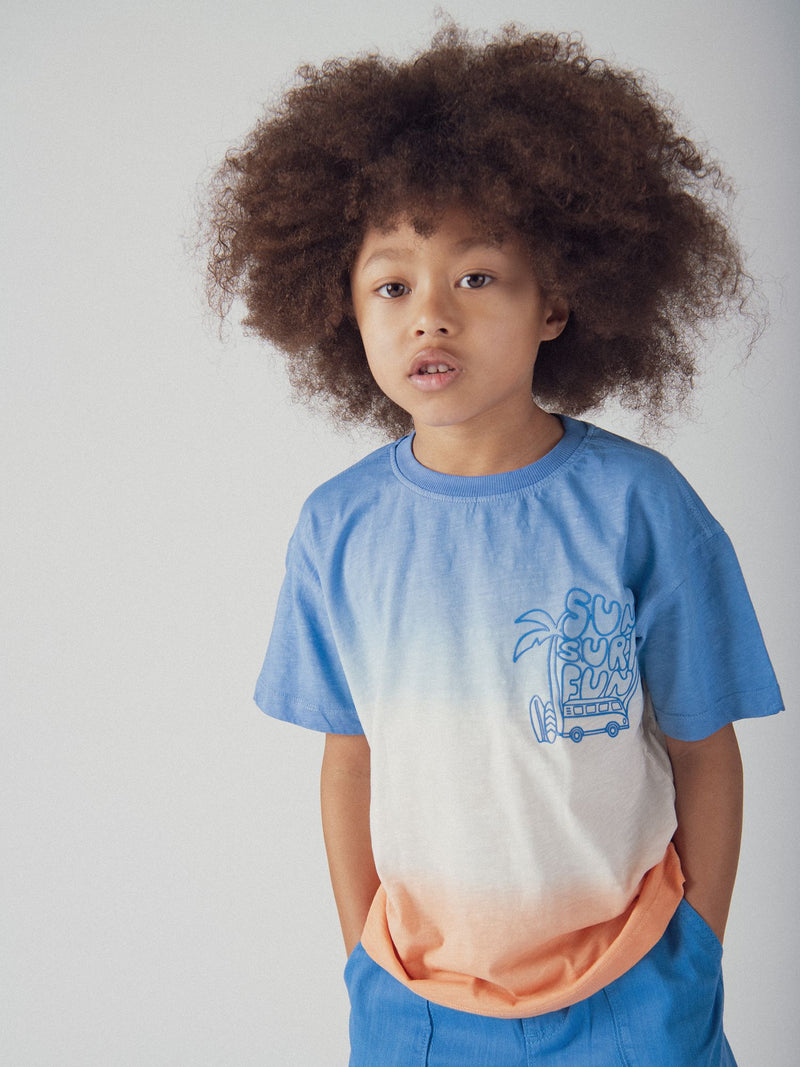 T-shirt tie-dye blu e arancione per ragazzo